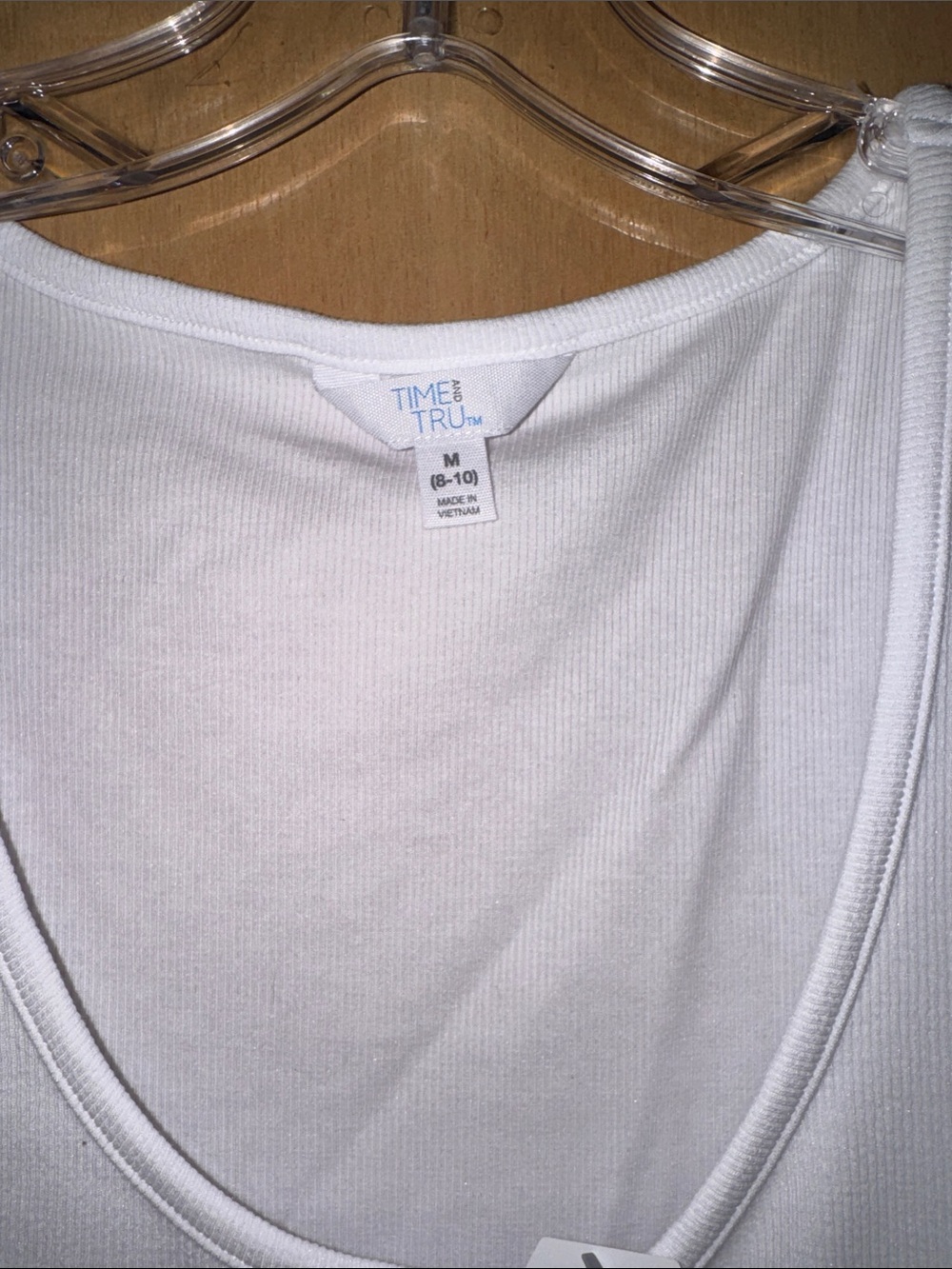NWT Time and Tru White Eyelet Peplum Hem Tank Top - Classic Summer Layer - Picture 2 of 3